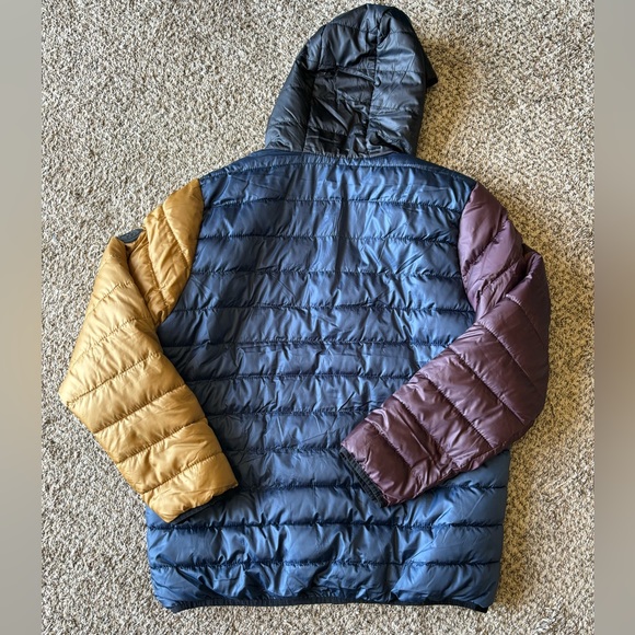 Perry Ellis Men’s Colorblock Hooded Puffer Jacket - Picture 2 of 7